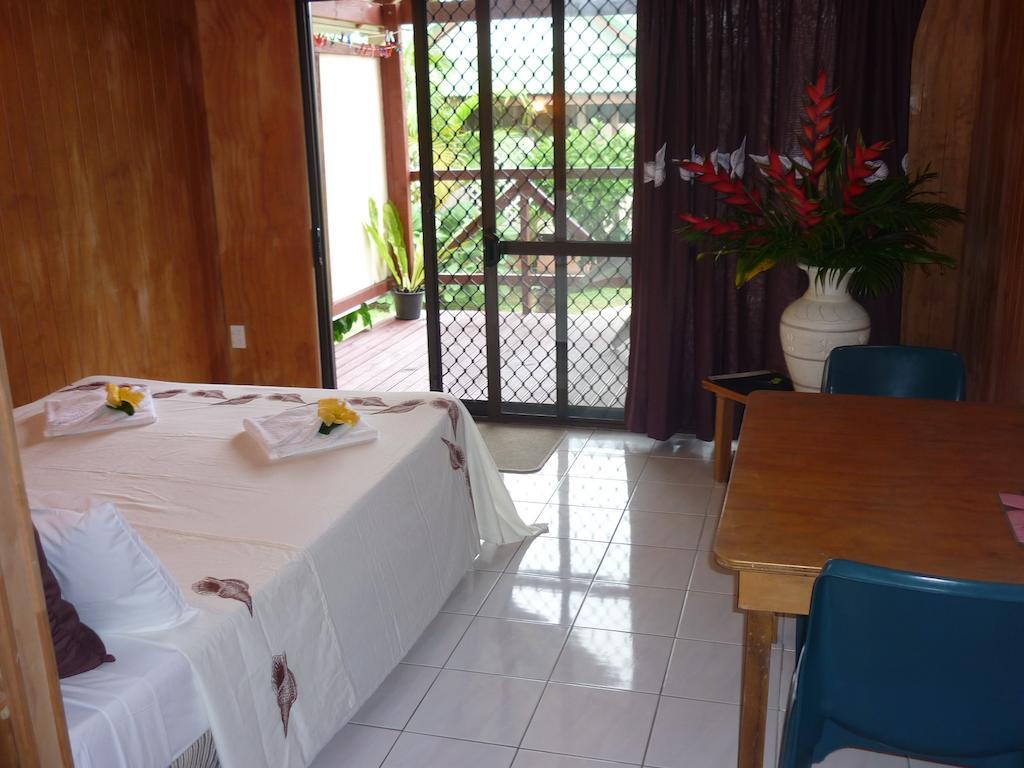 הוילה אברואה Aroko Bungalows מראה חיצוני תמונה