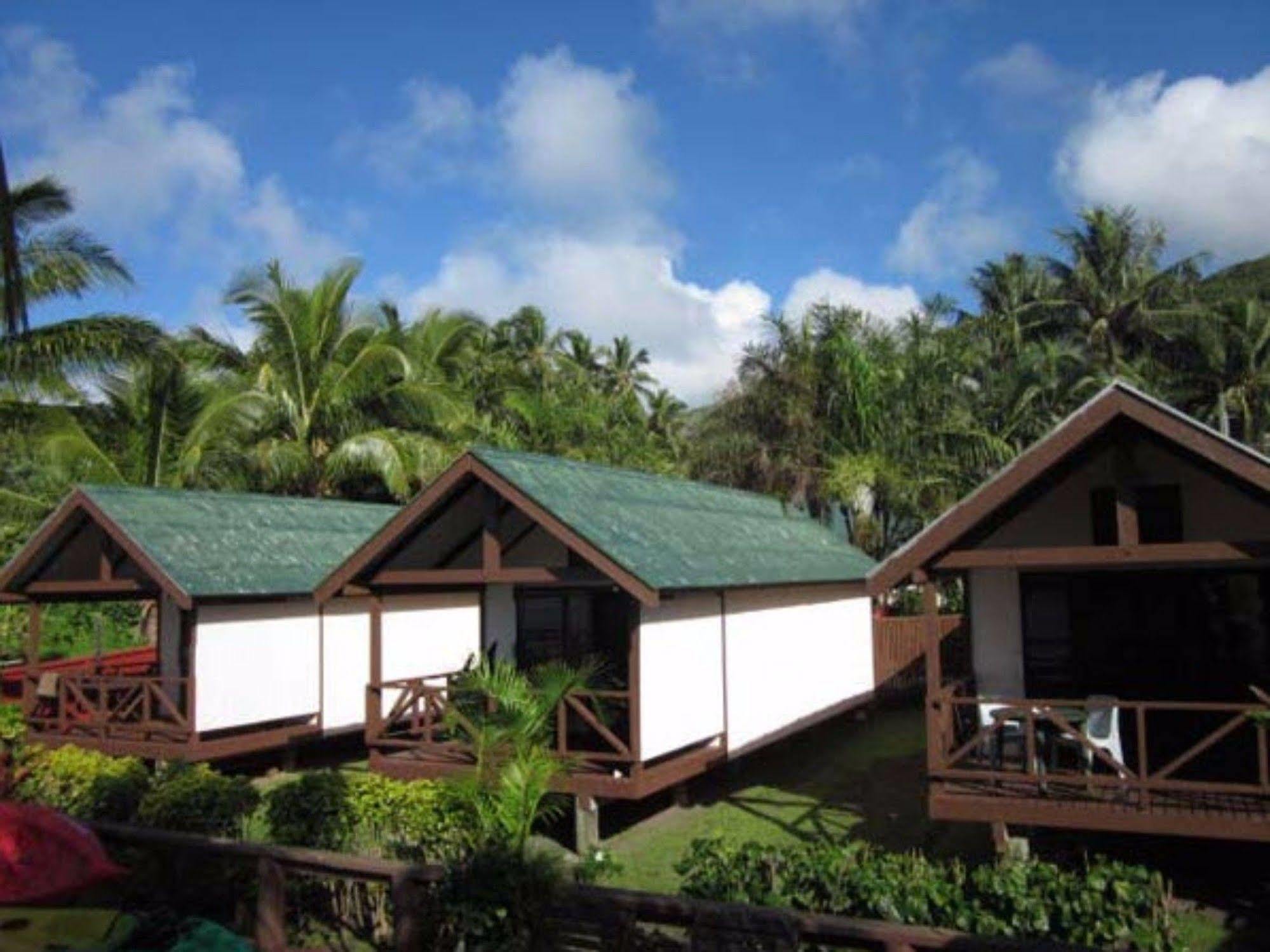 הוילה אברואה Aroko Bungalows מראה חיצוני תמונה